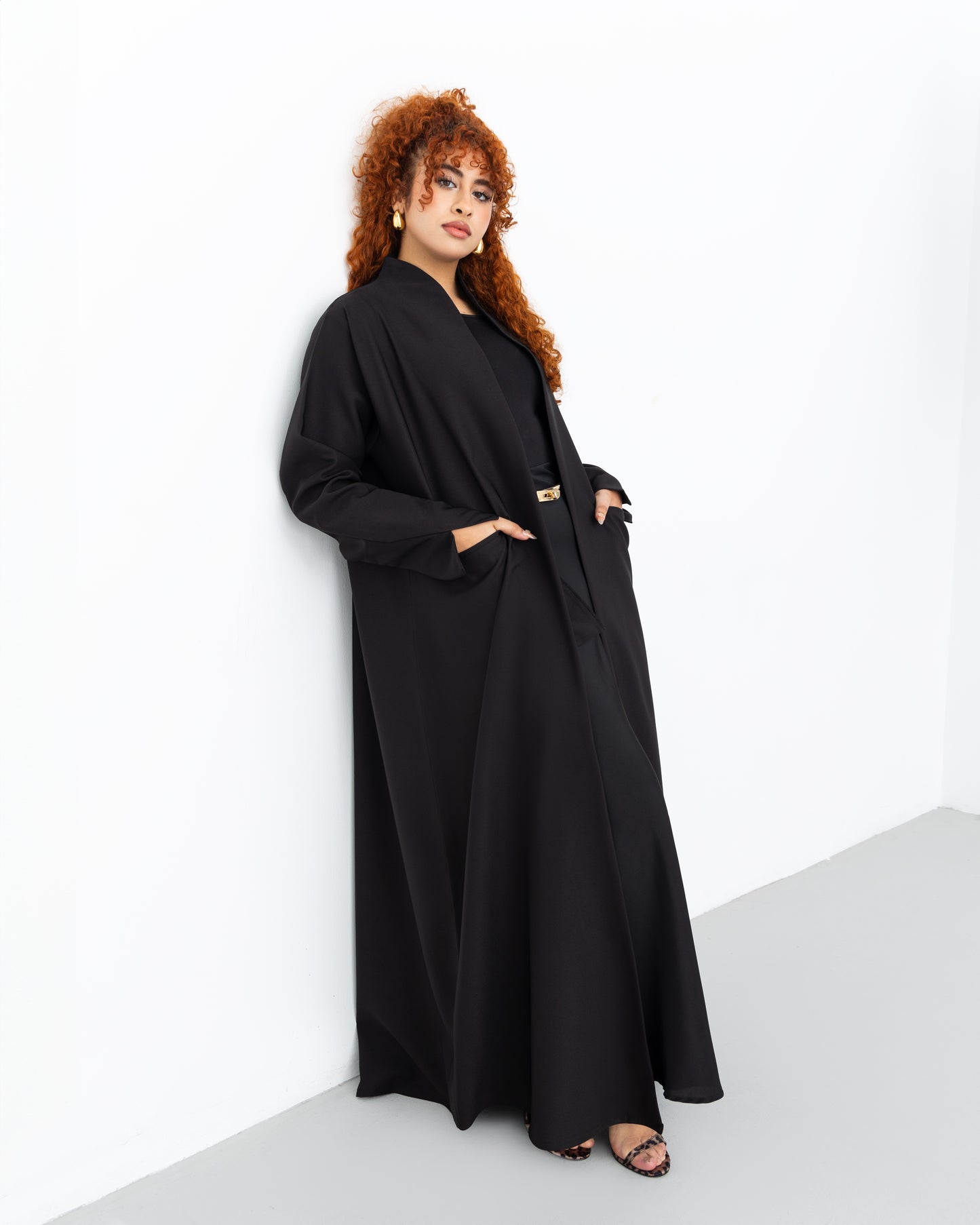The Linear Fit abaya