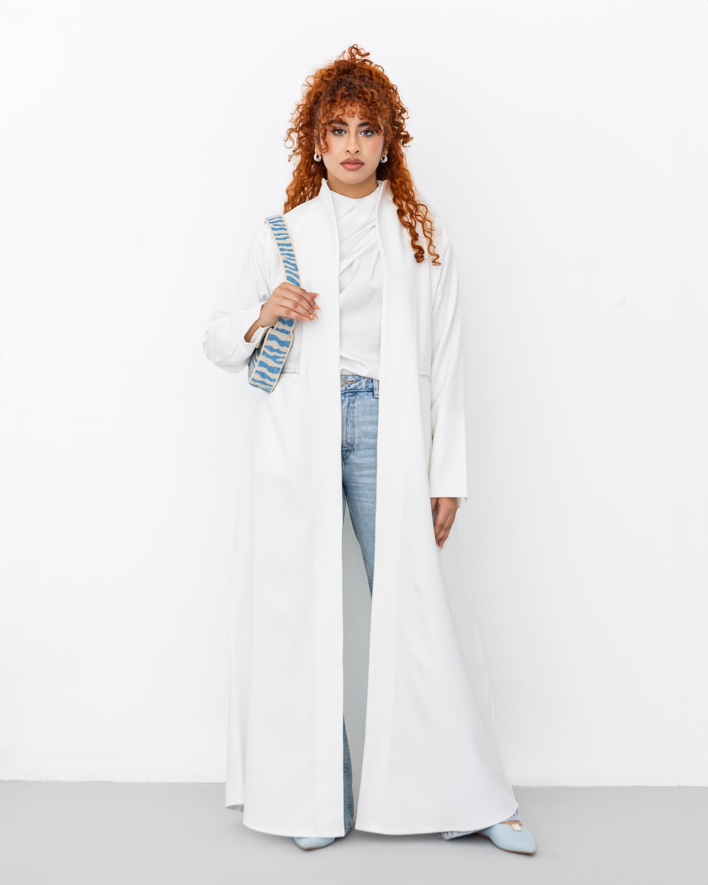The Linear Fit abaya