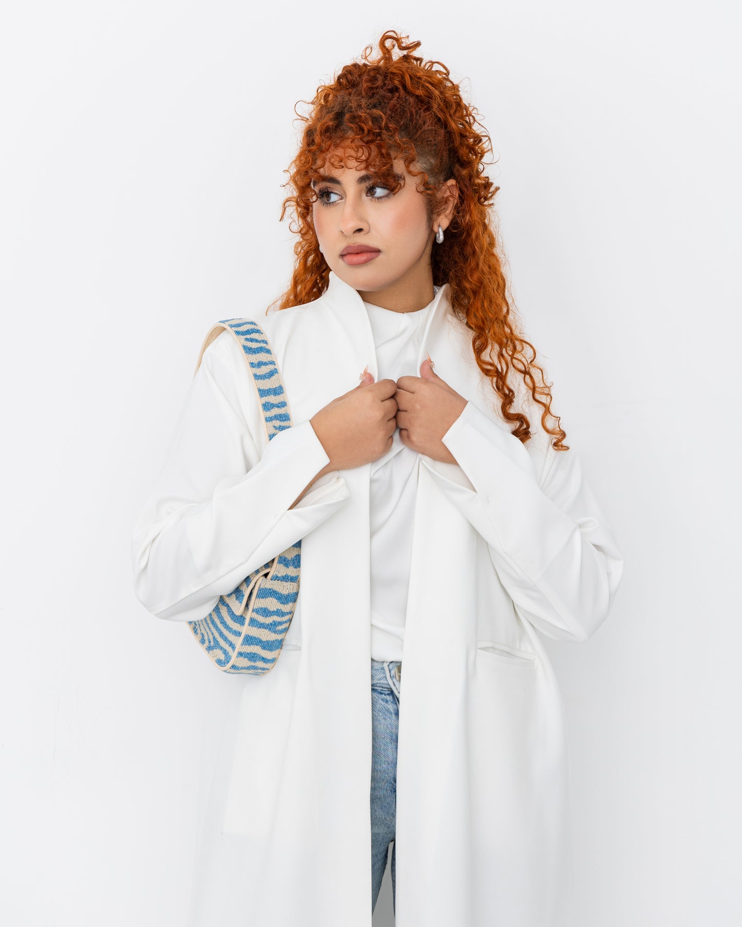 The Linear Fit abaya