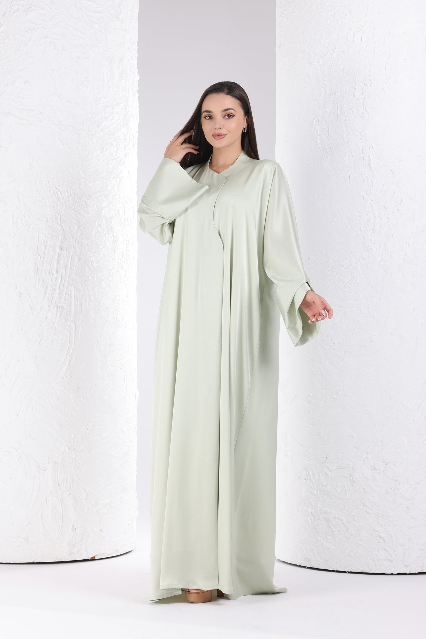 Closed Curve Abaya